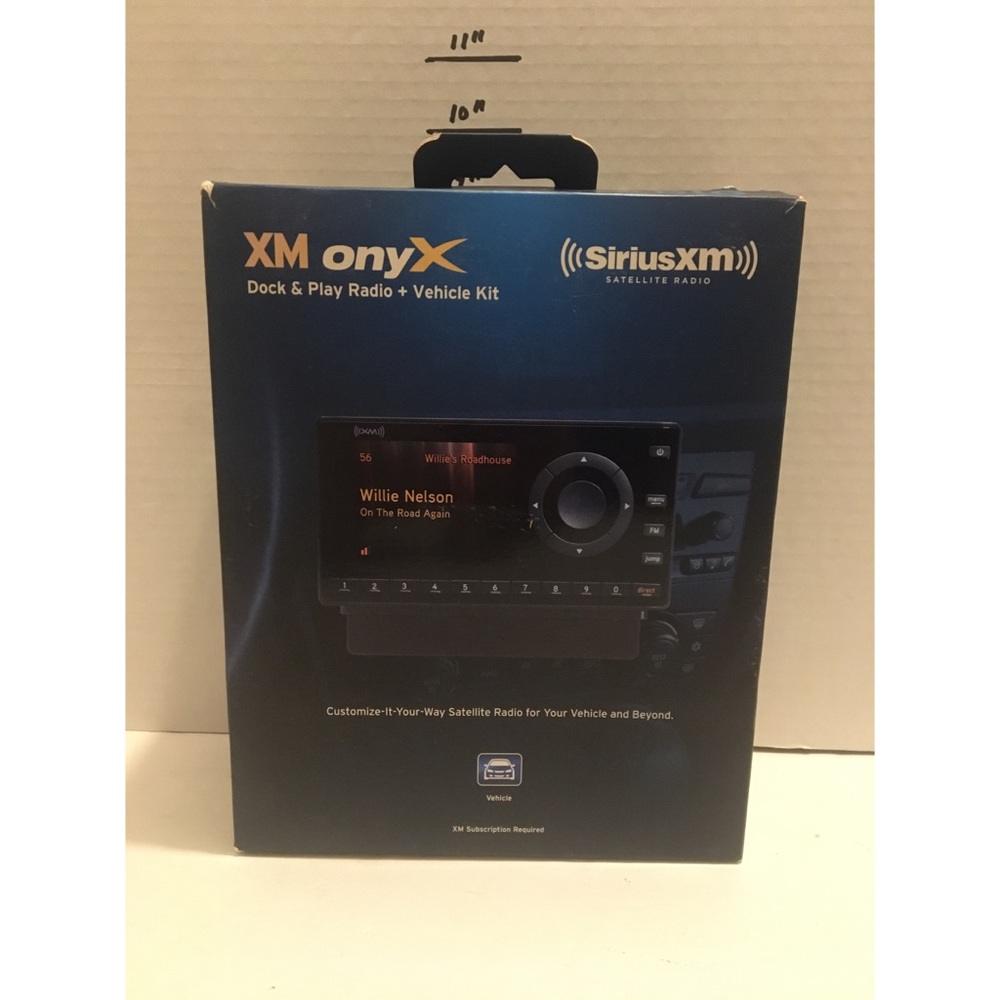 XM onyx siriusXM dock and play radio + vehicle kit